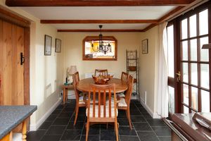 Kitchen- click for photo gallery